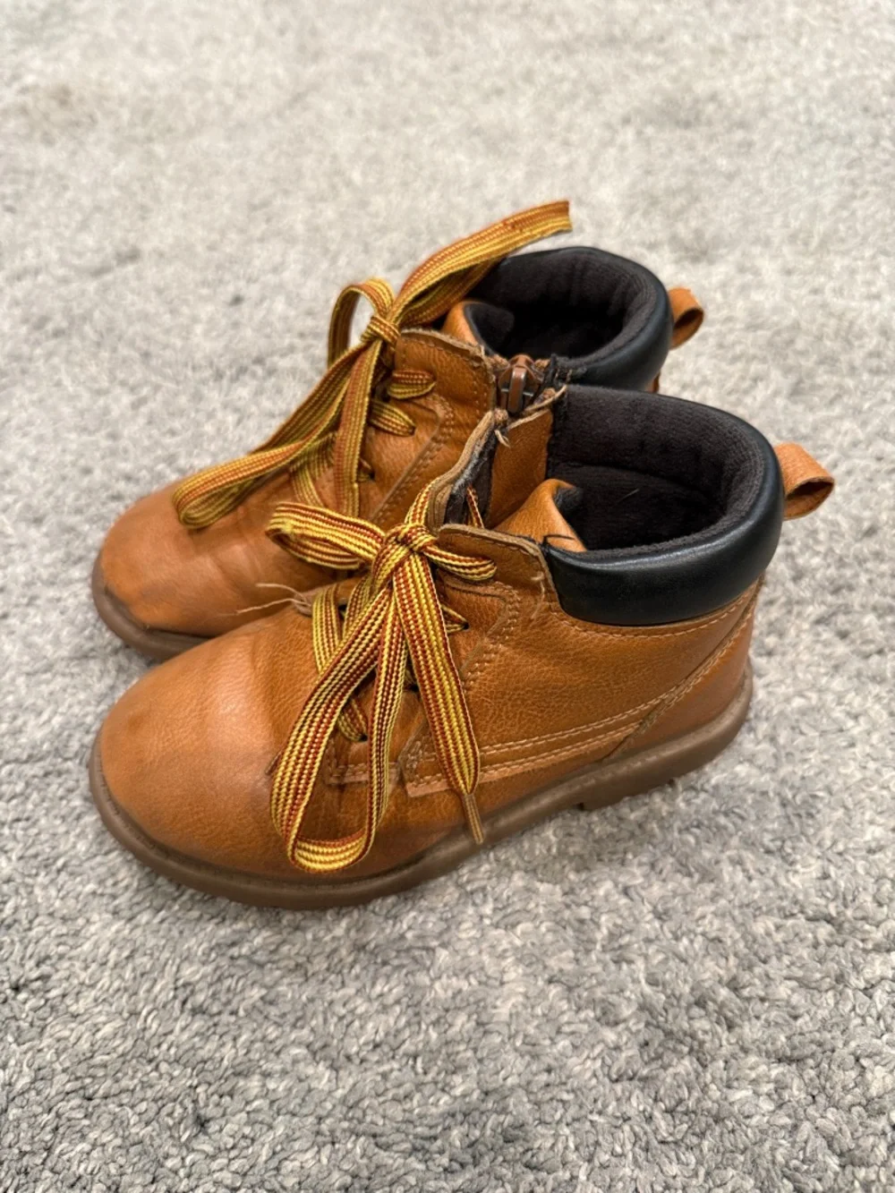 Carters carter tan